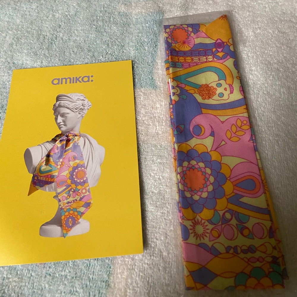 Amika headband/scarf